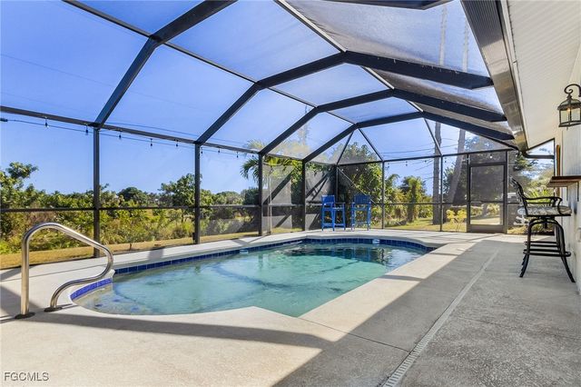 12184 Dolphin RD, Bokeelia, FL 33922