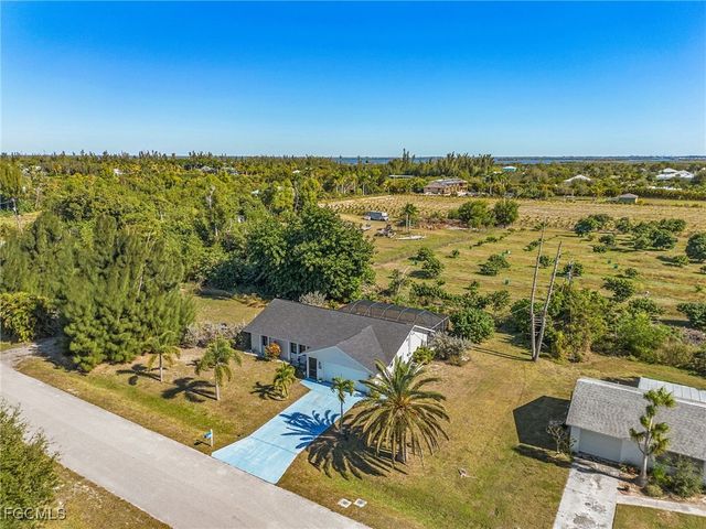 12184 Dolphin RD, Bokeelia, FL 33922