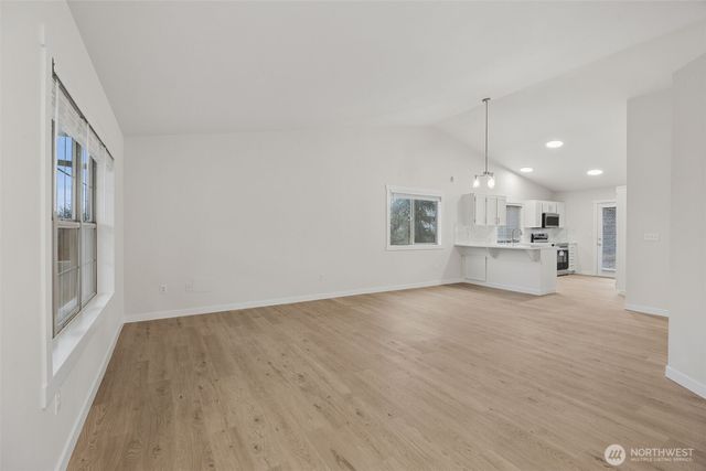 20009 40th Avenue E, Spanaway, WA 98387