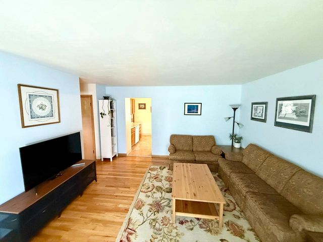 4610 Steinhauer Trail, Madison, WI 53716
