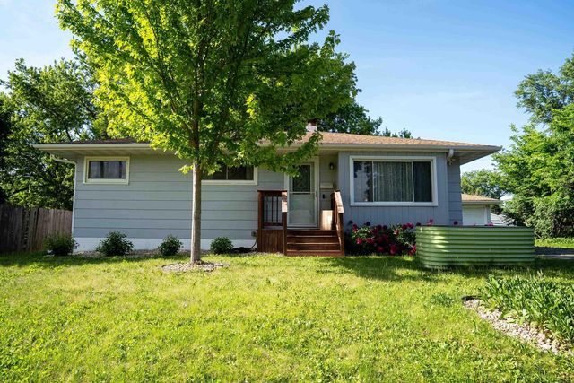 4610 Steinhauer Trail, Madison, WI 53716