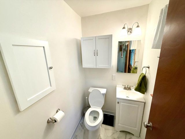 4610 Steinhauer Trail, Madison, WI 53716