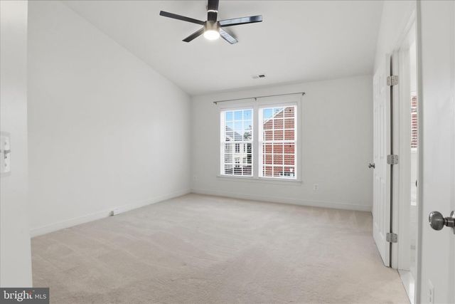 918 HARRISON CIR, Alexandria, VA 22304