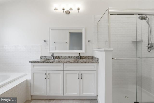 918 HARRISON CIR, Alexandria, VA 22304