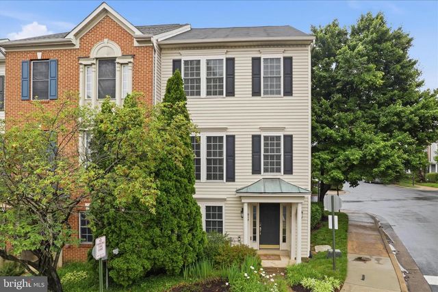 918 HARRISON CIR, Alexandria, VA 22304