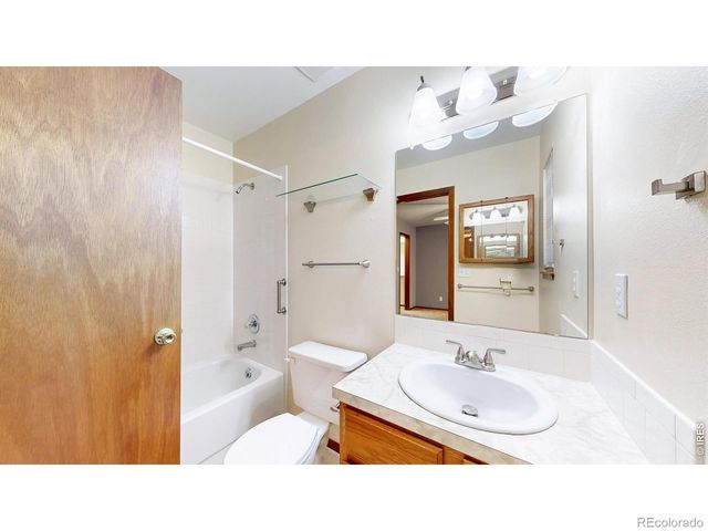 384 Pin Oak Drive, Loveland, CO 80538