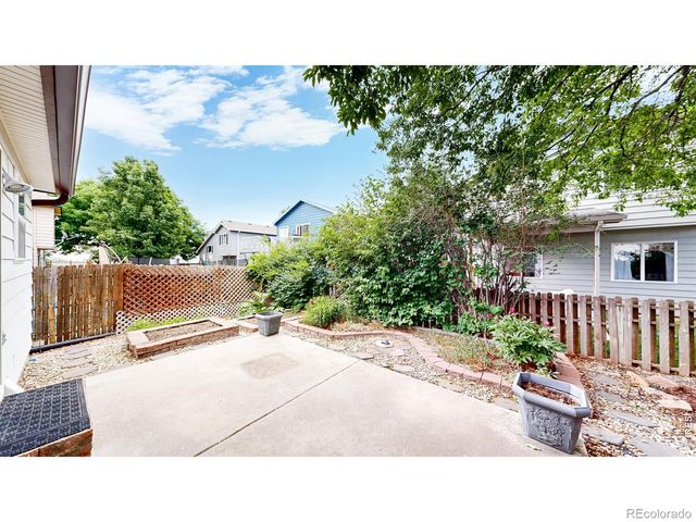 384 Pin Oak Drive, Loveland, CO 80538