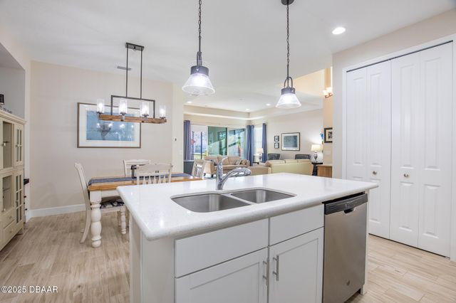 225 St Somewhere Drive, Daytona Beach, FL 32124