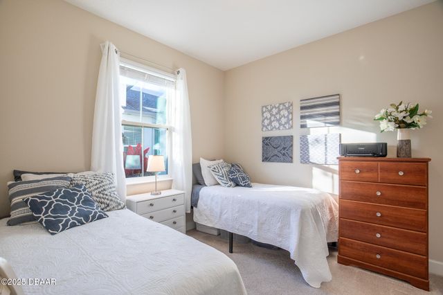 225 St Somewhere Drive, Daytona Beach, FL 32124