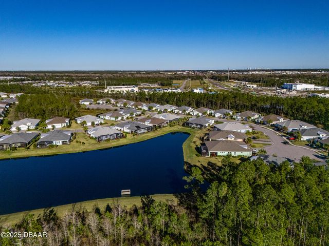 225 St Somewhere Drive, Daytona Beach, FL 32124