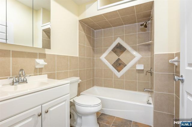 44 Bergen Boulevard 2, Fairview, NJ 07022