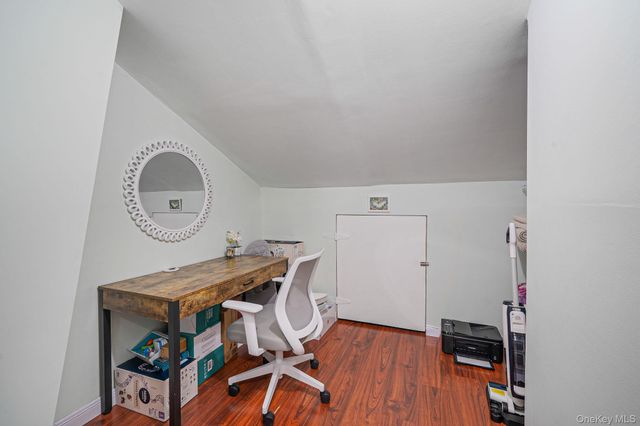 189 Haddon Hollow Court, Middle Island, NY 11953