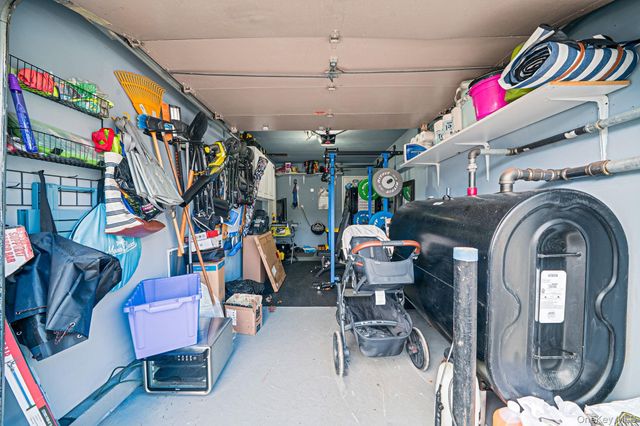 189 Haddon Hollow Court, Middle Island, NY 11953