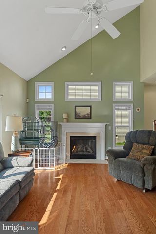 27 WHIRLAWAY DR, Bear, DE 19701