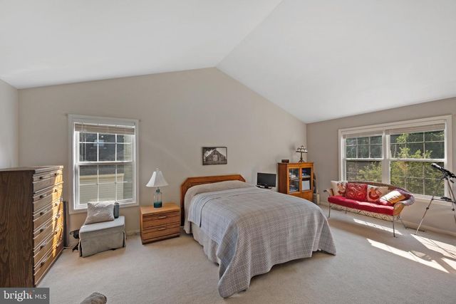 27 WHIRLAWAY DR, Bear, DE 19701