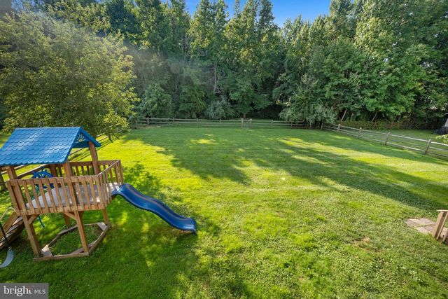 27 WHIRLAWAY DR, Bear, DE 19701