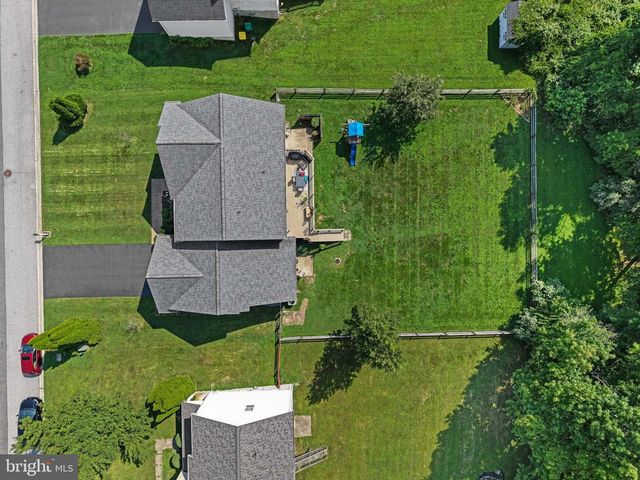 27 WHIRLAWAY DR, Bear, DE 19701