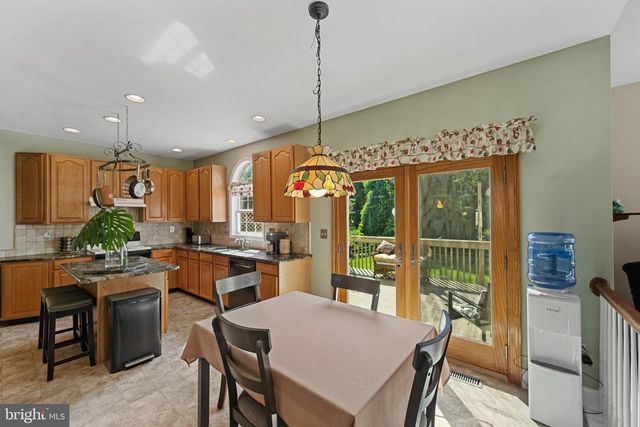 27 WHIRLAWAY DR, Bear, DE 19701