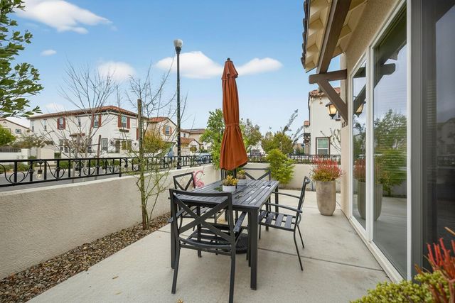 1037 Billington Ln, Roseville, CA 95747