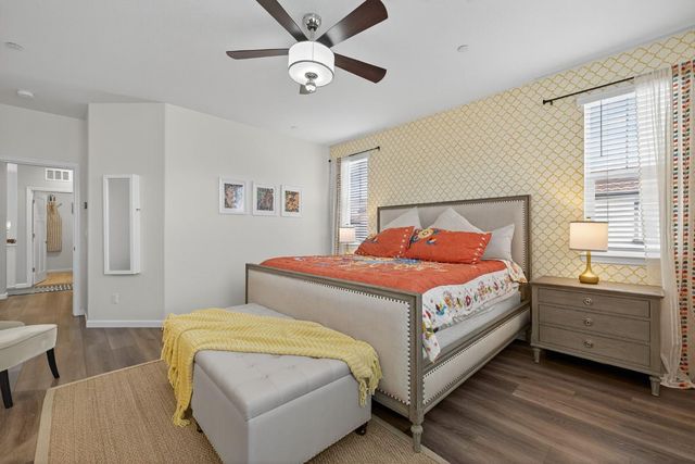 1037 Billington Ln, Roseville, CA 95747