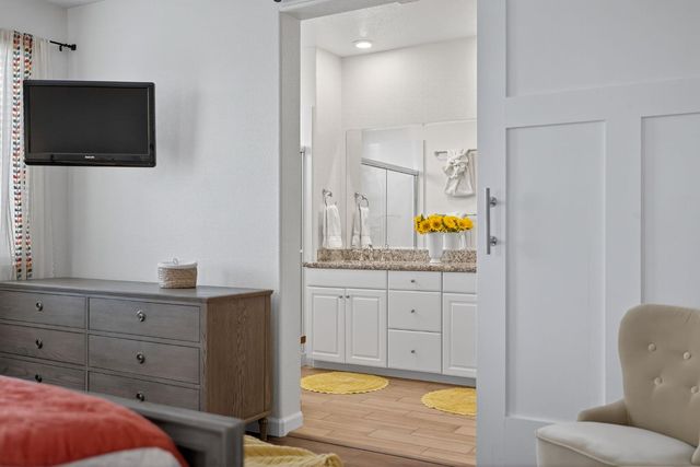 1037 Billington Ln, Roseville, CA 95747