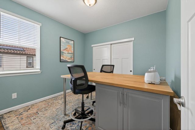 1037 Billington Ln, Roseville, CA 95747