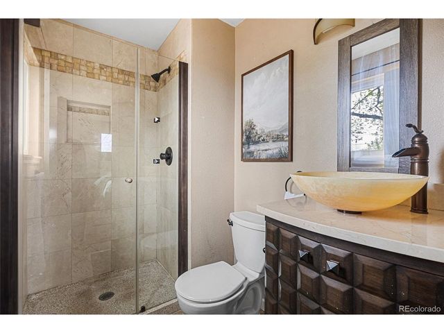 750 Xenon St, Lakewood, CO 80401