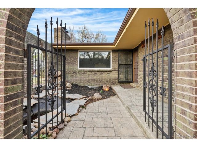 750 Xenon St, Lakewood, CO 80401