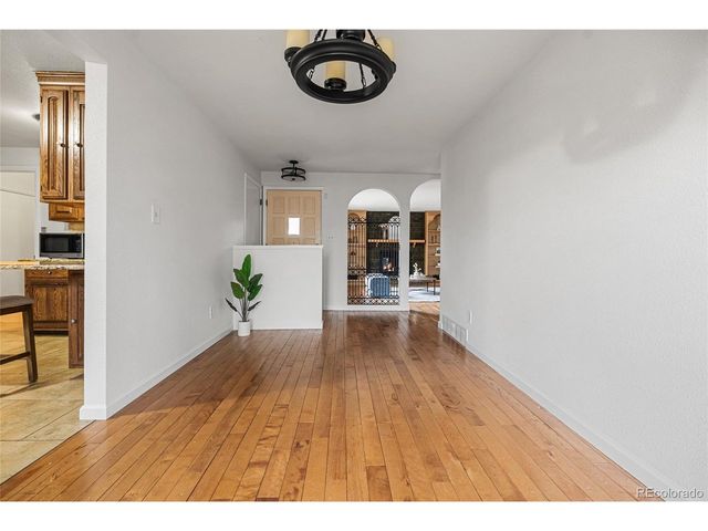 750 Xenon St, Lakewood, CO 80401