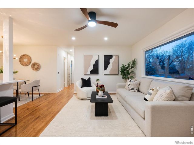 6 Sunset Circle, Longmont, CO 80501