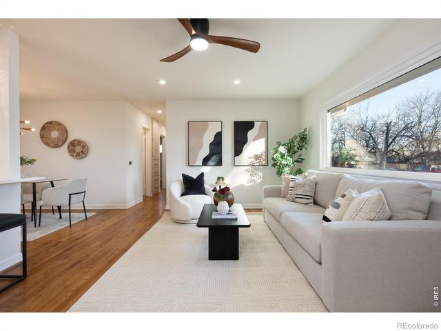 6 Sunset Circle, Longmont, CO 80501