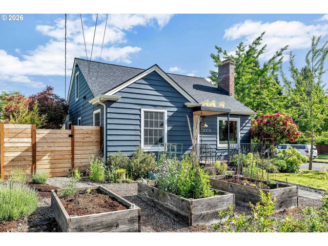 2005 N BLANDENA St, Portland, OR 97217