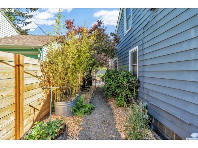 2005 N BLANDENA St, Portland, OR 97217