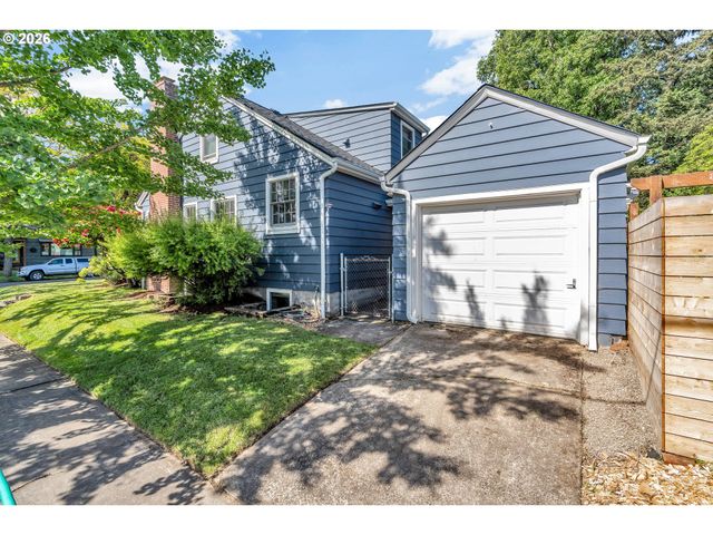 2005 N BLANDENA St, Portland, OR 97217