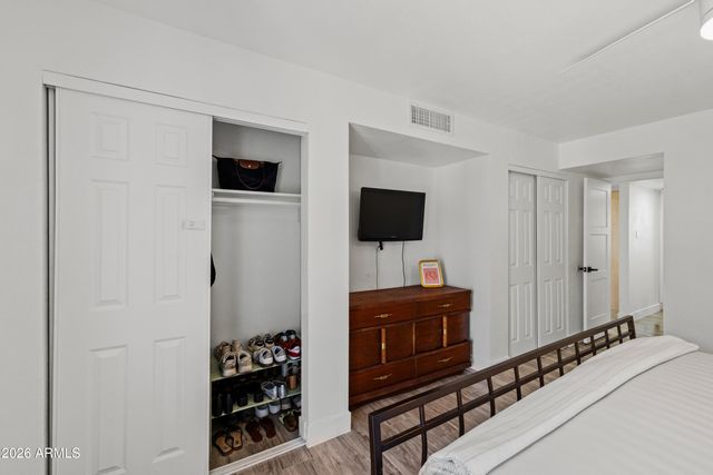 1010 E OSBORN Road E, Phoenix, AZ 85014