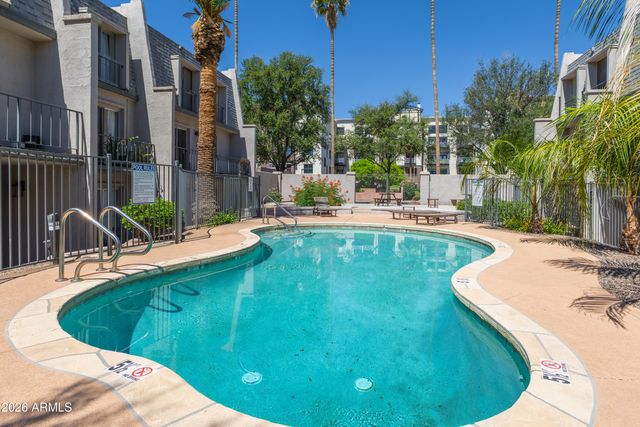 1010 E OSBORN Road E, Phoenix, AZ 85014