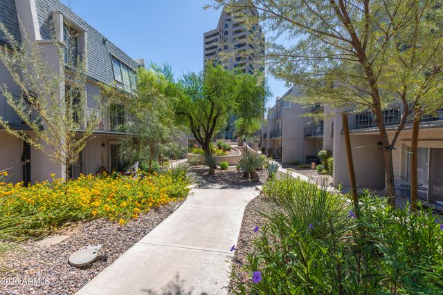 1010 E OSBORN Road E, Phoenix, AZ 85014