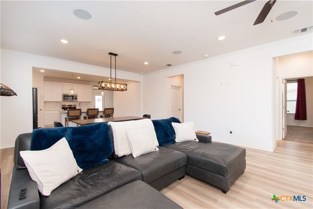 1224 Bending Branch Way, Temple, TX 76502