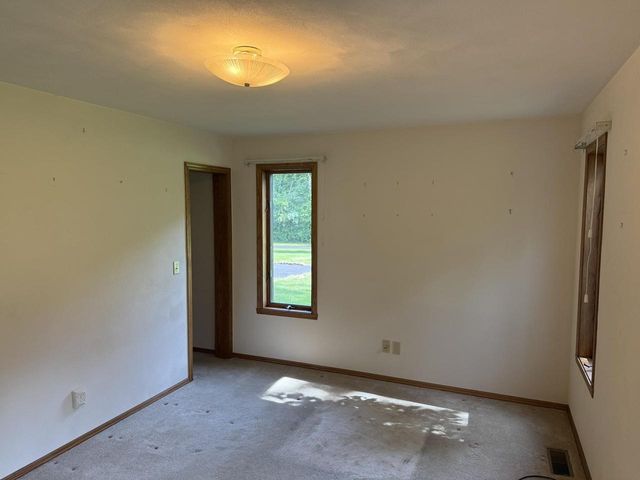 1864 IMPERIAL ROAD, Oshkosh, WI 54904