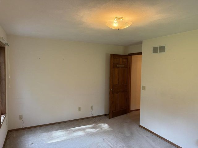 1864 IMPERIAL ROAD, Oshkosh, WI 54904