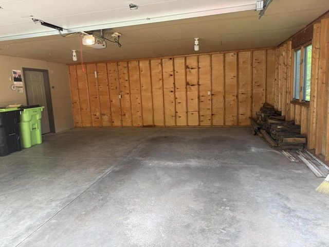 1864 IMPERIAL ROAD, Oshkosh, WI 54904