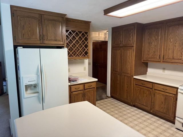 1864 IMPERIAL ROAD, Oshkosh, WI 54904