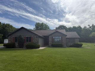 1864 IMPERIAL ROAD, Oshkosh, WI 54904