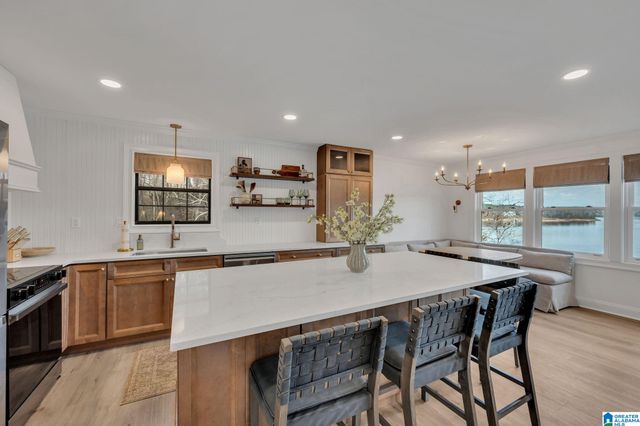 268 COUNTY ROAD 168, Crane Hill, AL 35053