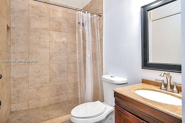 2194 W 60th Street 22212, Hialeah, FL 33016