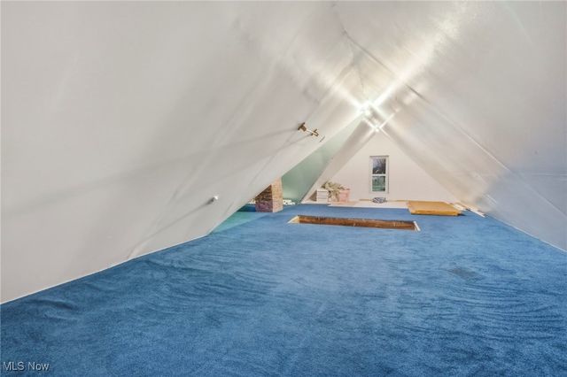 4692 Beechwood Avenue NE, Paris, OH 44669