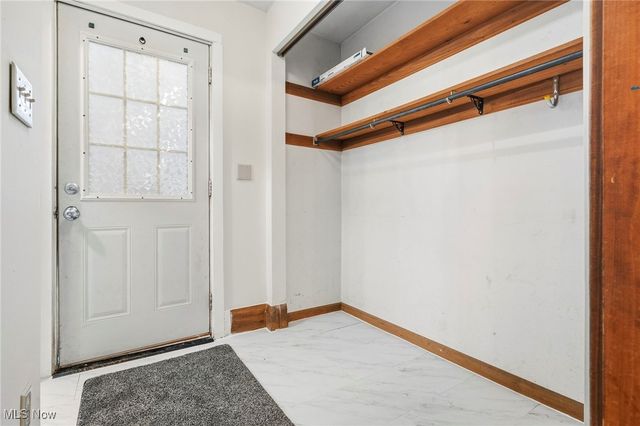 4692 Beechwood Avenue NE, Paris, OH 44669