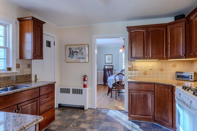 490 Barnumville Road, Manchester, VT 05255