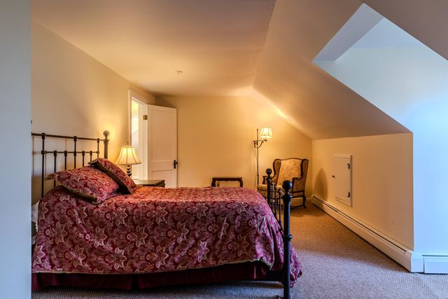 490 Barnumville Road, Manchester, VT 05255