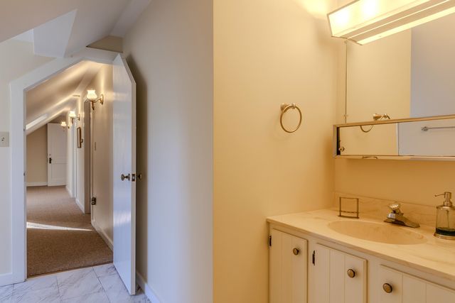 490 Barnumville Road, Manchester, VT 05255